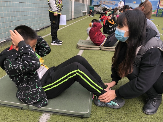 郑州市管城区南学街小学开展体质健康测试暨秋季运动会活动